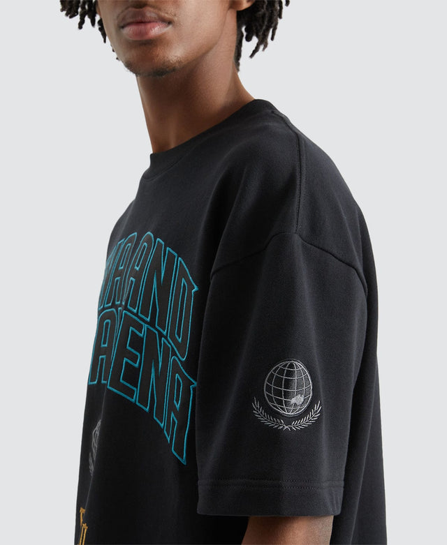 model wears Members Heavy Street T-Shirt Anthracite Black T-Shirts Black - image 6