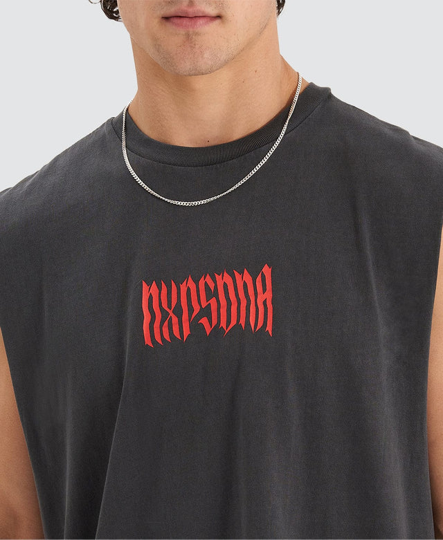Nena and Pasadena Riot Muscle Pigment Black