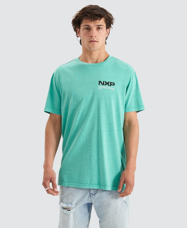 Nena & Pasadena Blast Scoop Back T-Shirt Pigment Mint Green