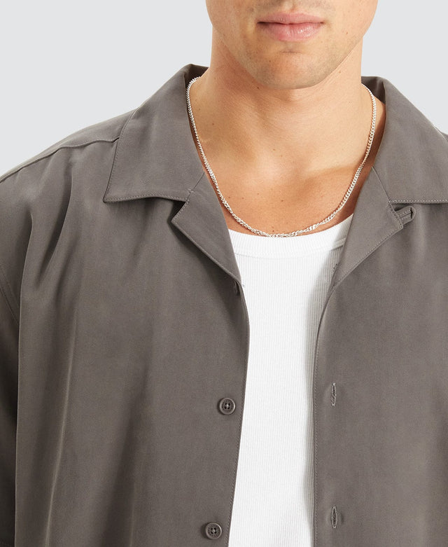 model wears Hali Cropped Resort Shirt Grey Short Sleeve Shirts Grey - image 2