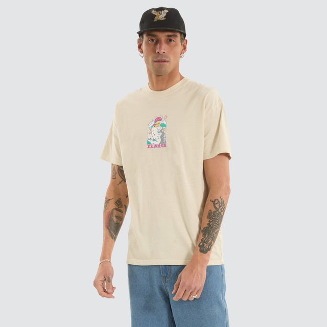 model wears Clummy Tee Pigment White T-Shirts White - image 1