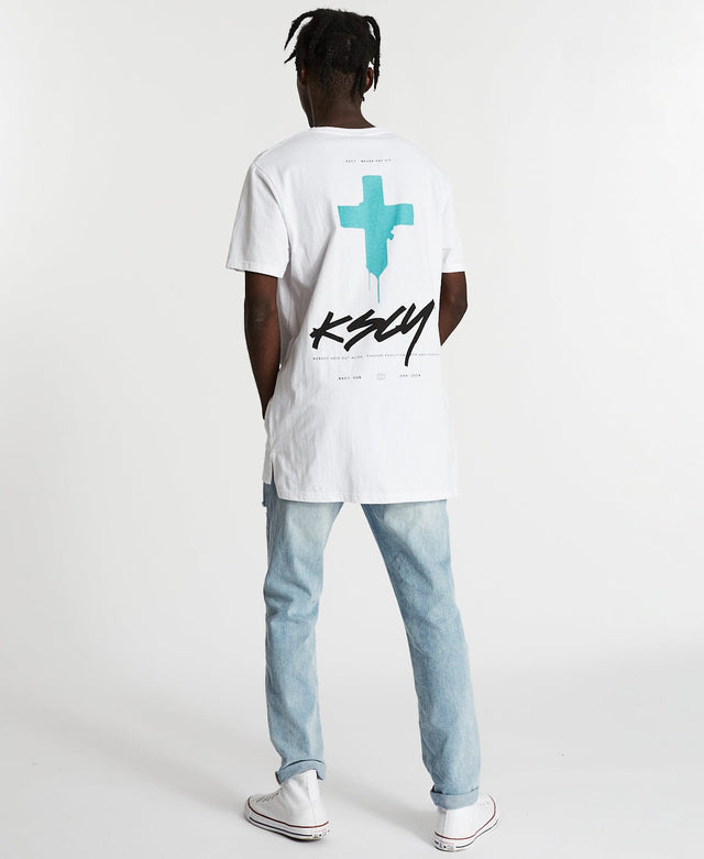 Kiss Chacey Animosity Step Hem T-Shirt White