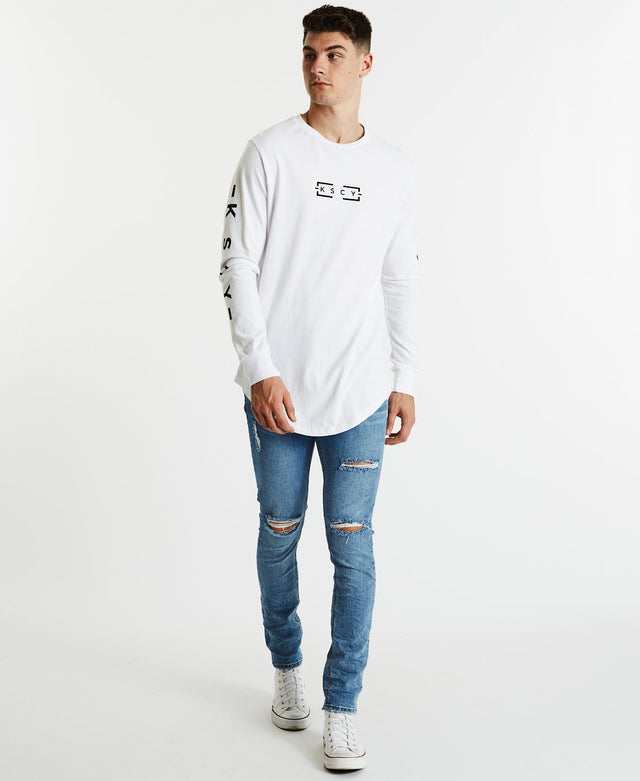 Kiss Chacey Apart Dual Curved Long Sleeve White