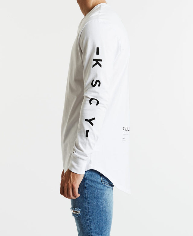 Kiss Chacey Apart Dual Curved Long Sleeve White
