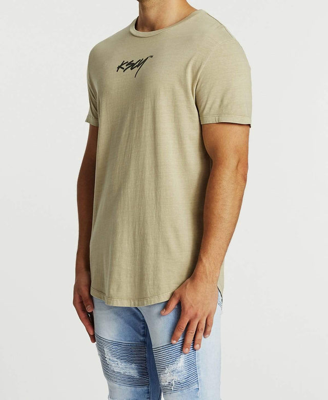 Kiss Chacey Bandits Dual Curved T-Shirt Pigment Sand