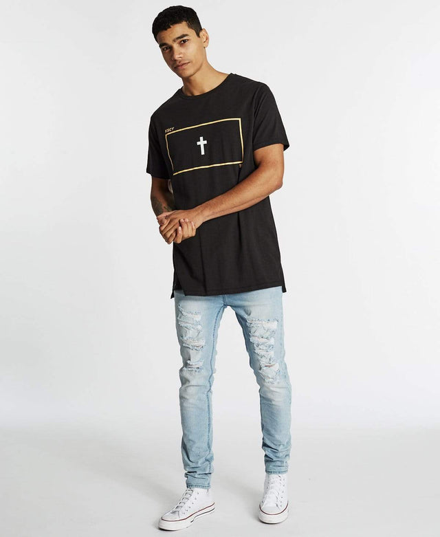 Kiss Chacey Monument Tall Step Hem T-Shirt Jet Black