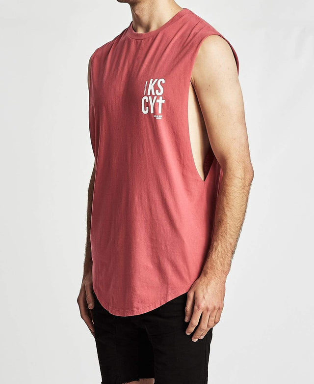 Kiss Chacey Tempo Dual Curve Hem Muscle Tee Pigment Burgundy