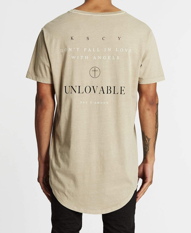 Kiss Chacey Unlovable Dual Scoop T-Shirt Pigment Sand