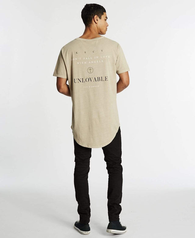 Kiss Chacey Unlovable Dual Scoop T-Shirt Pigment Sand