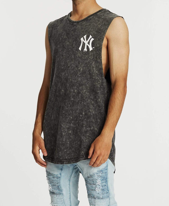 Majestic Mens Scoop Muscle Tee Yankees Pirate Black