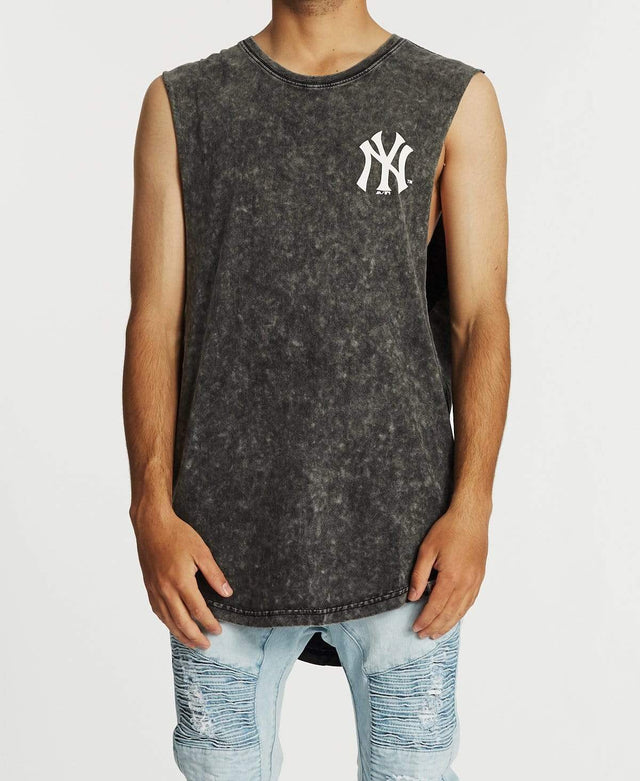 Majestic Mens Scoop Muscle Tee Yankees Pirate Black