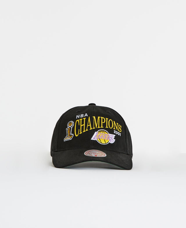 model wears 2001 Champions DS Lakers Cap Black Headwear Black - image 1