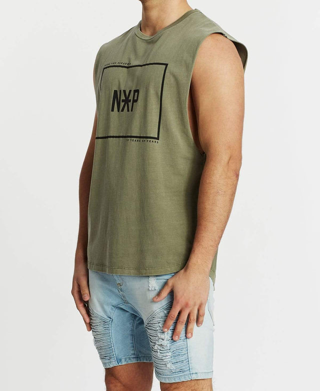 Nena & Pasadena Decade Scoop Back Muscle Tee Pigment Khaki