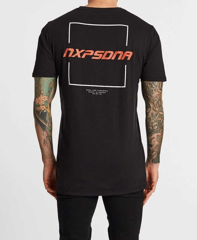 Nena & Pasadena Rebellion Step Hem T-Shirt Jet Black