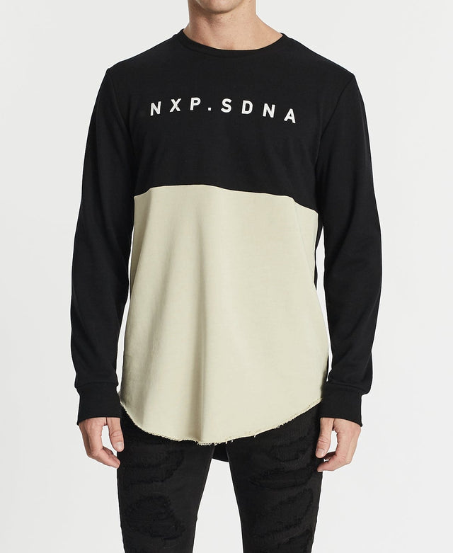 Nena & Pasadena Restrained Dual Curved Jumper Jet Black