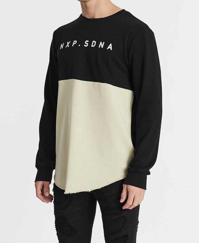 Nena & Pasadena Restrained Dual Curved Jumper Jet Black