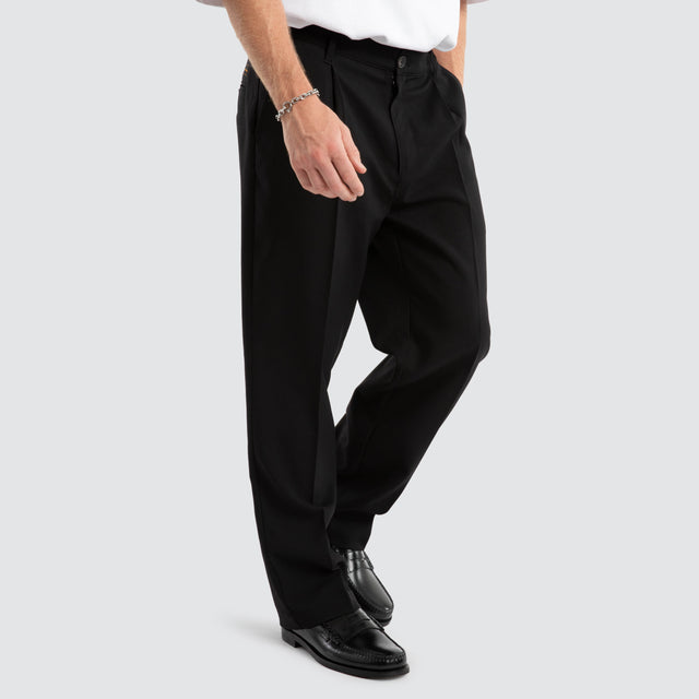 Venture Pleated Pant Black