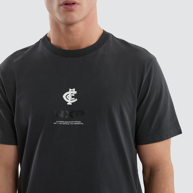 model wears Carlton Blues AFL Resident Tee Pigment Asphalt T-Shirts Grey - image 3
