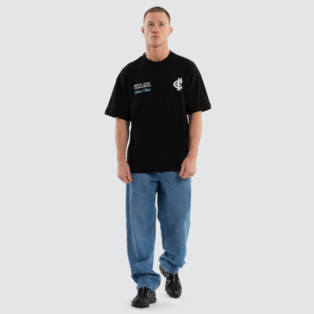 Model wears Carlton Blues AFL Advance Raptor Tee Jet Black T-Shirts Black – image 2