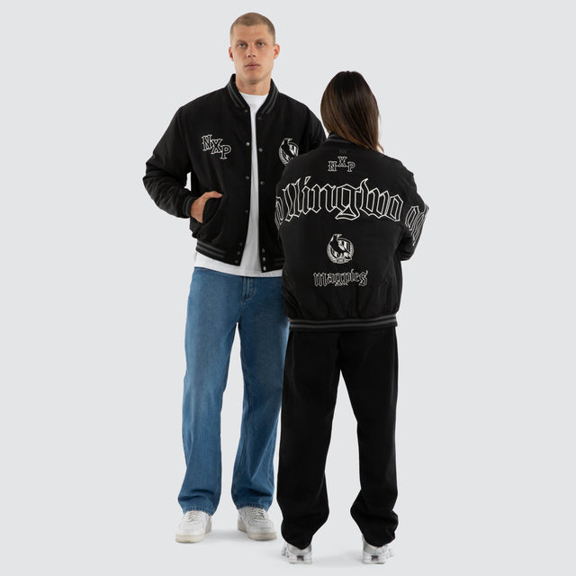 Model wears Collingwood Magpies AFL Retro Bomber Jet Black Jackets Black – image 3