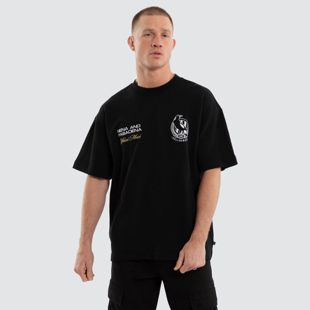 Model wears Collingwood Magpies AFL Advance Raptor Tee Jet Black T-Shirts Black – image 7