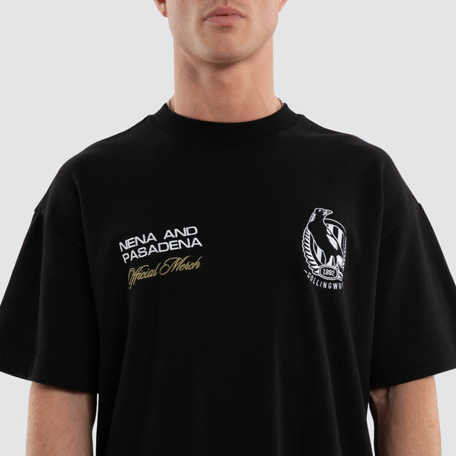 Model wears Collingwood Magpies AFL Advance Raptor Tee Jet Black T-Shirts Black – image 4