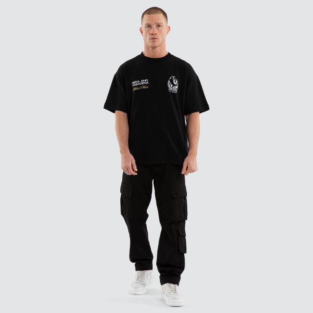 Model wears Collingwood Magpies AFL Advance Raptor Tee Jet Black T-Shirts Black – image 6