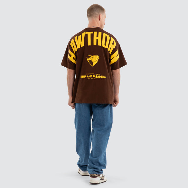 Model wears Hawthorn Hawks AFL Archive Raptor Tee Brown T-Shirts Brown – image 7