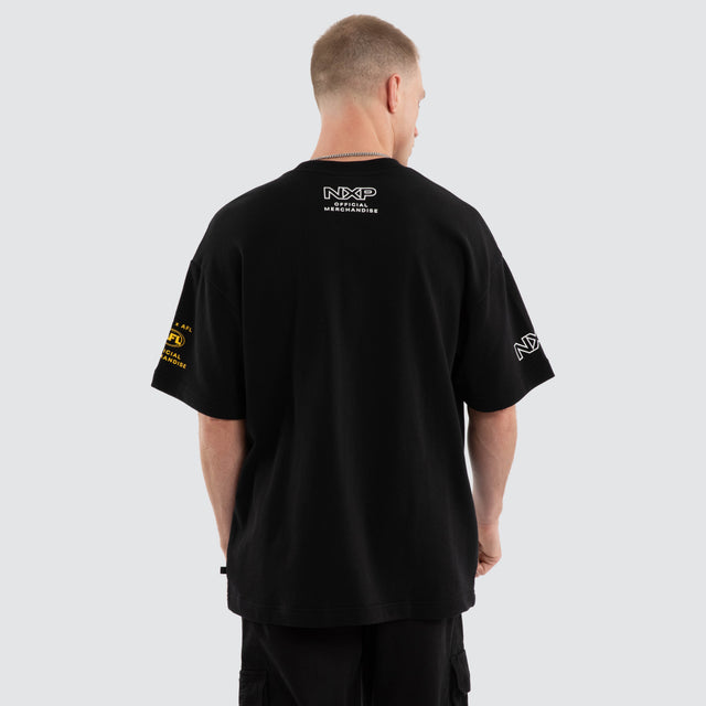 Model wears Richmond Tigers AFL Gold Raptor Tee Jet Black T-Shirts Black – image 3