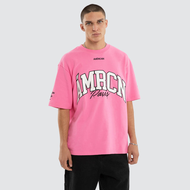 Model wears Giants Loopback Oversized Tee Pink T-Shirts Pink – image 1