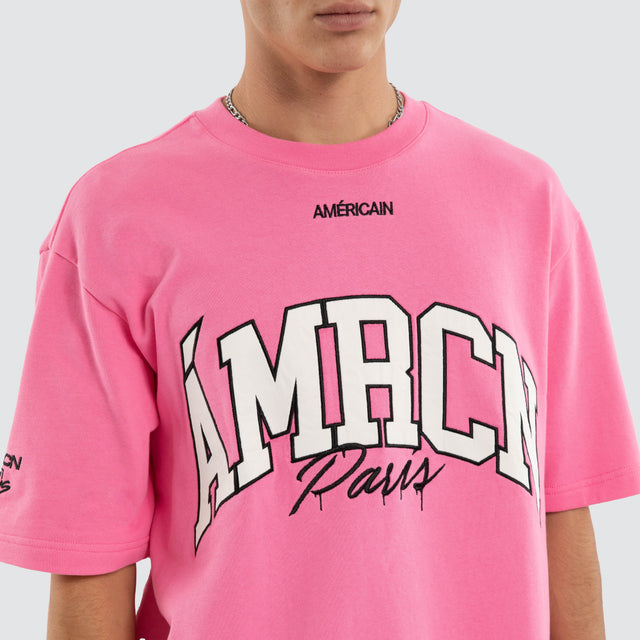 Model wears Giants Loopback Oversized Tee Pink T-Shirts Pink – image 4