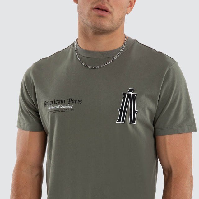 Model wears Pressure Dual Curved Tee Basil T-Shirts Green – image 4