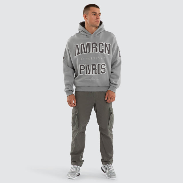 Model wears Arena Athlectic Hoodie Ultimate Grey Hoodies Grey – image 5