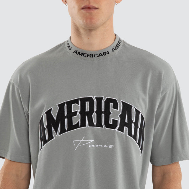 Model wears Realm Box Fit Tee Neutral Grey T-Shirts  – image 4