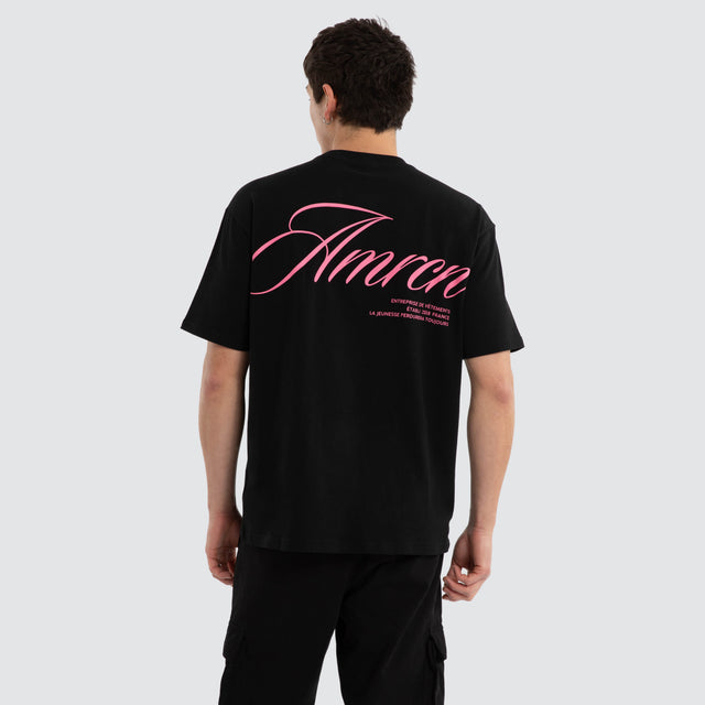 Model wears Overdrive Box Fit Tee Jet Black T-Shirts Black – image 1