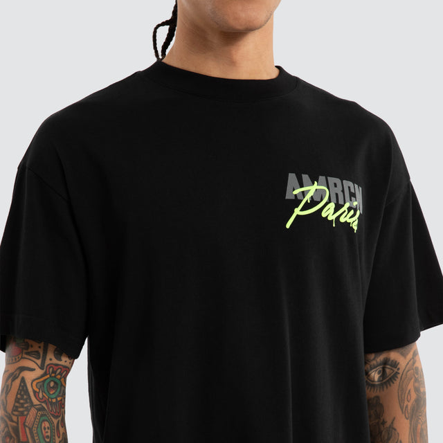 Model wears Deadlock Heavy Tee Jet Black T-Shirts Black – image 3