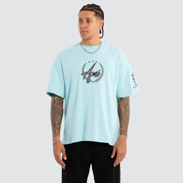 Model wears Blitzmark Loopback Heavy Tee Aquaesque T-Shirts Blue – image 2