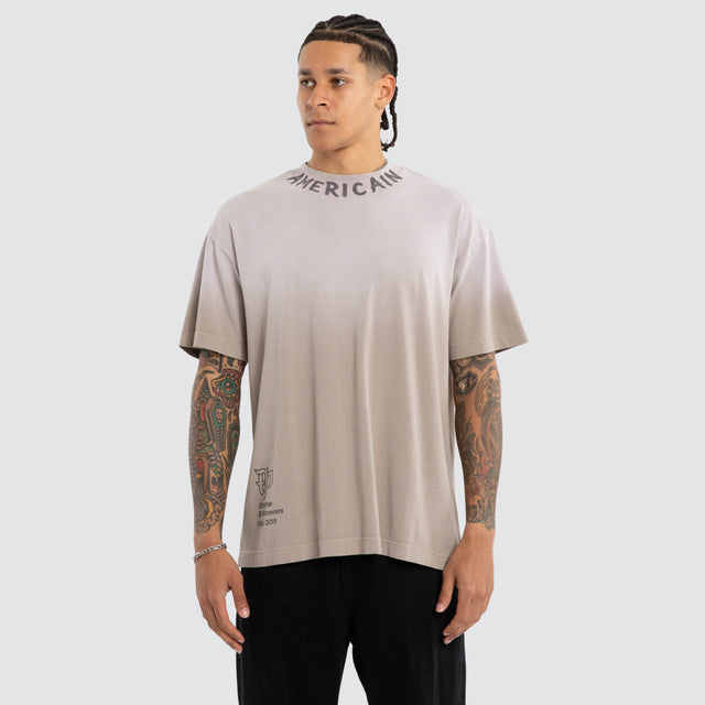 Model wears Duststorm Heavy Tee Sunbleach String T-Shirts Cream – image 1
