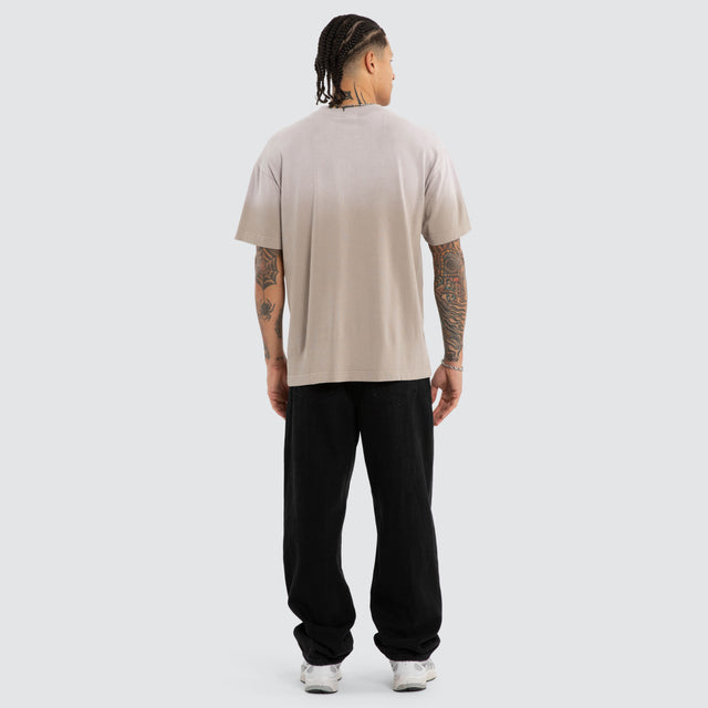 Model wears Duststorm Heavy Tee Sunbleach String T-Shirts Cream – image 5
