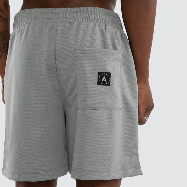 Model wears Speed Relaxed Muscle Ultimate Grey Muscle Tees Grey – image 2