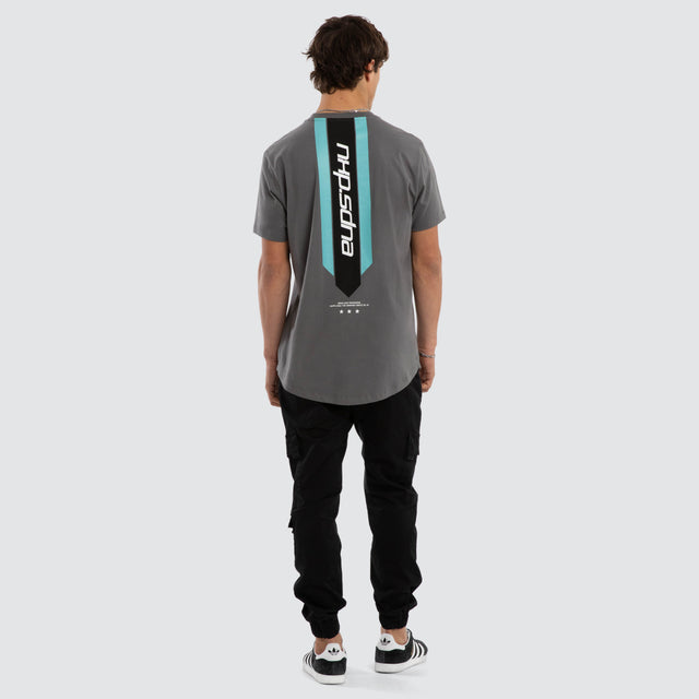 Model wears Central Dual Curved Tee Charcoal T-Shirts Grey – image 5
