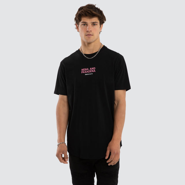 Model wears Linear Dual Curved Tee Jet Black T-Shirts Black – image 3