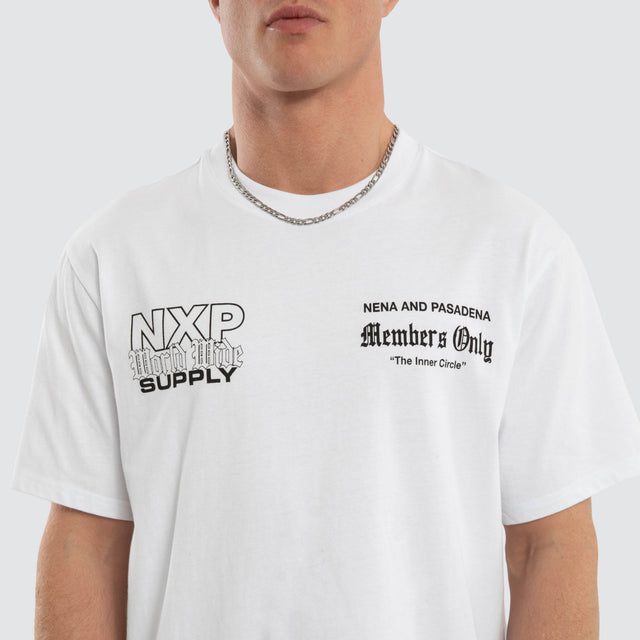Model wears Dominant Classic Tee Optical White T-Shirts White – image 4