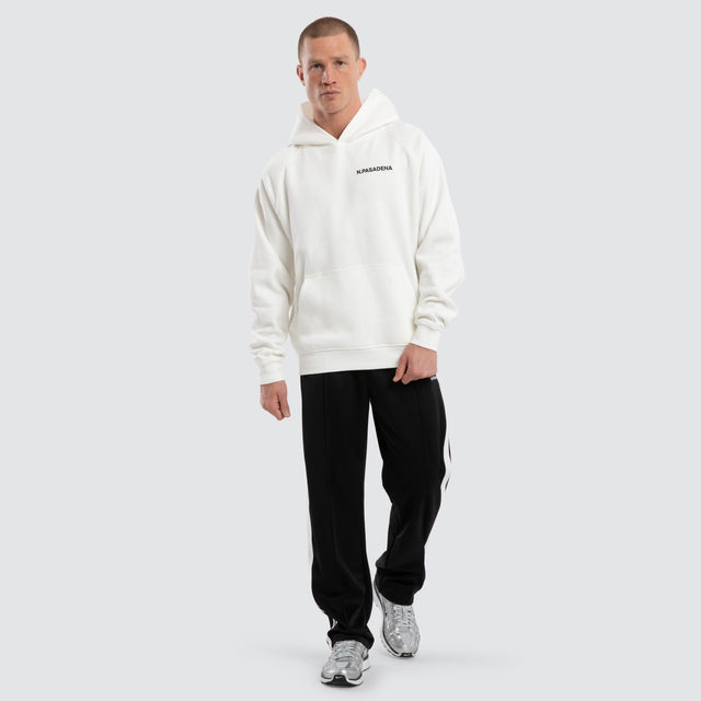 Model wears Turbo Sport Pant Jet Black Pants Black – image 2