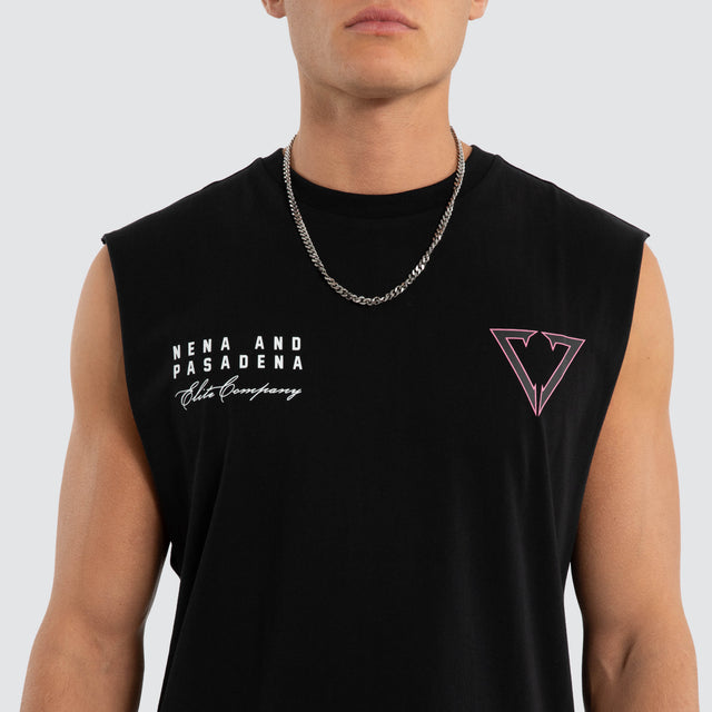 Model wears NXP Eildolon Curved Hem Muscle Tee Black Muscle Tees in Black - Image 4