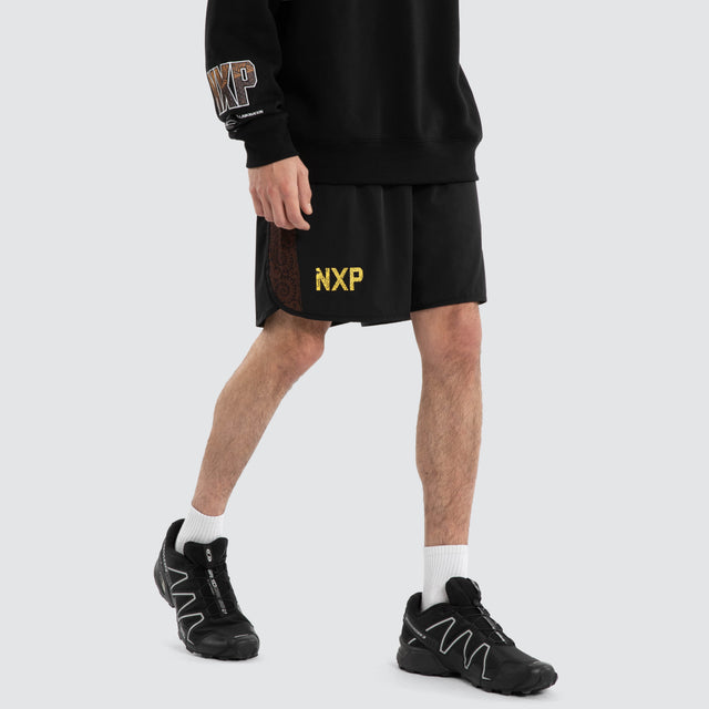 Model wears Ben Davis Hawthorn Hawks Sport Short Jet Black Shorts Black – image 3