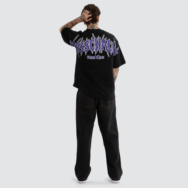 Model wears Interface Street Tee Jet Black T-Shirts Black – image 5