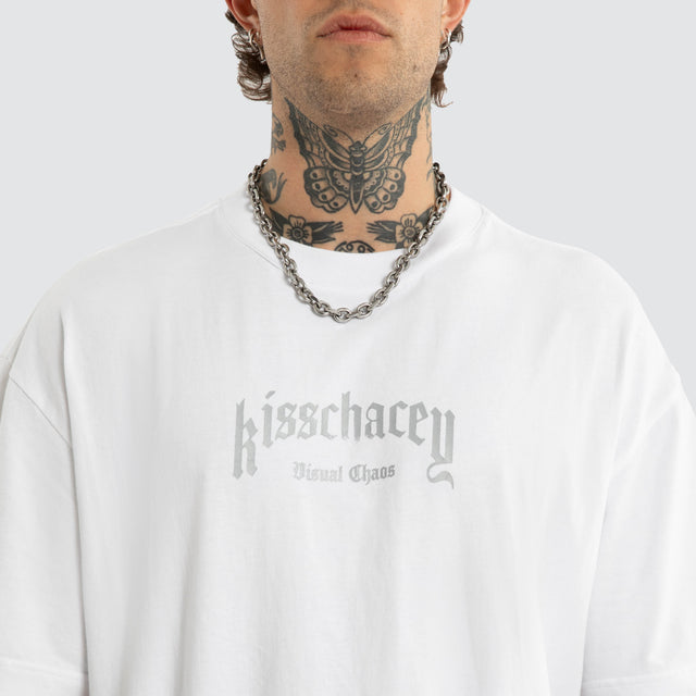 Model wears Obliteration Street Tee Optical White T-Shirts White – image 6