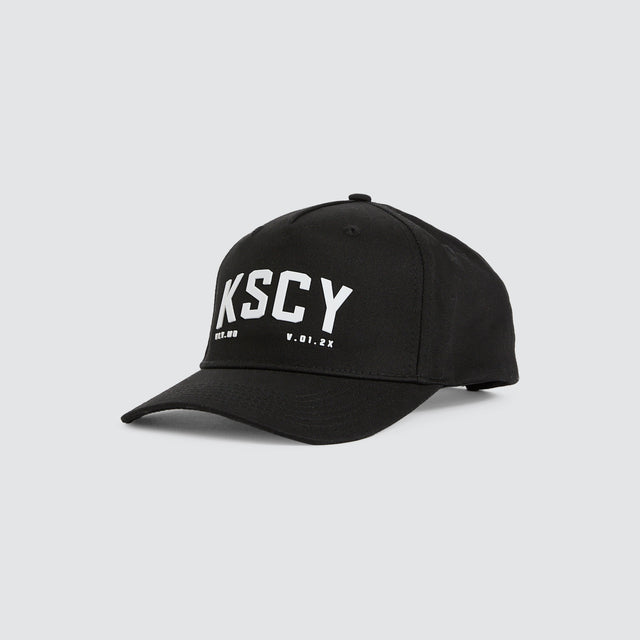 Model wears Cube Cap Jet Black Caps Black – image 1