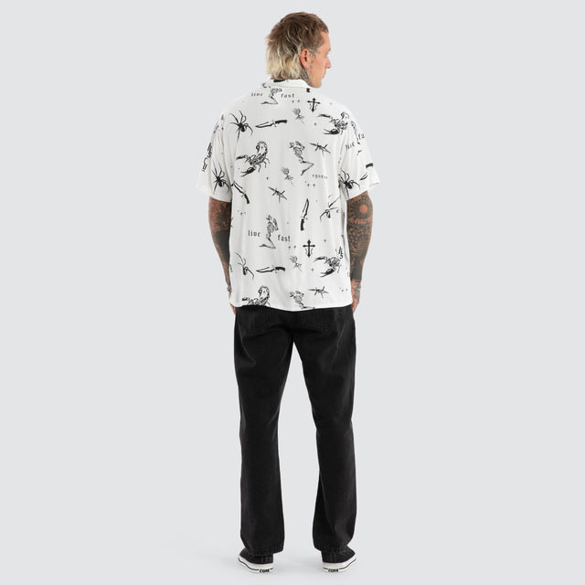 Scatter Resort Shortsleeve Shirt White Print